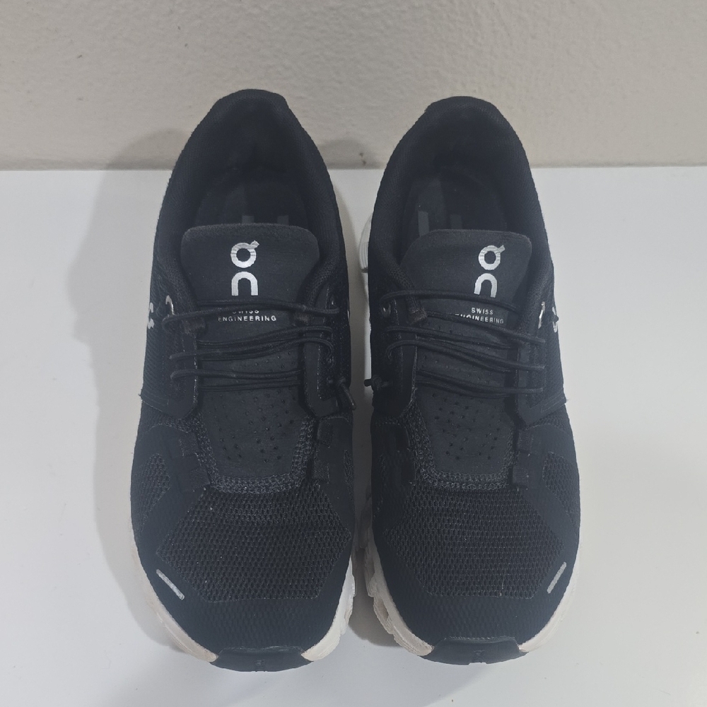 🖤 On Running 5 Black and White Sneakers - Picture 3 of 12